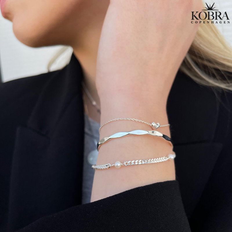 "Nikoline" bracelet in sterling silver