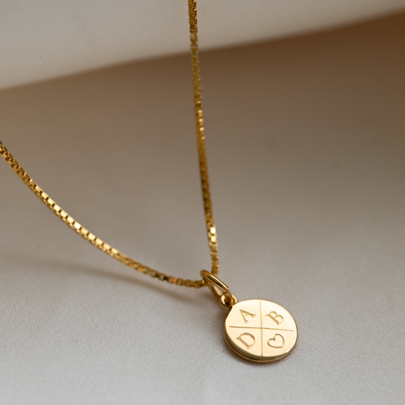 "Anna" Mini ID Tag with Cross Engraving in 18k gold plated