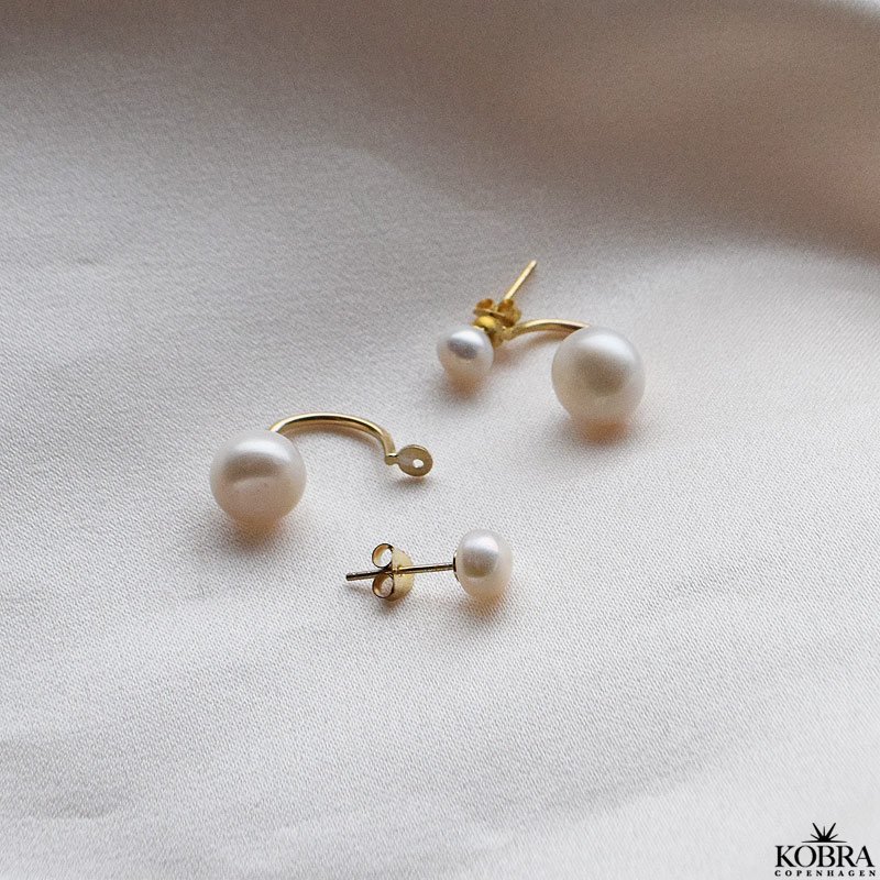 Pearl earrings "Dagmar" in gold with 2 pearls