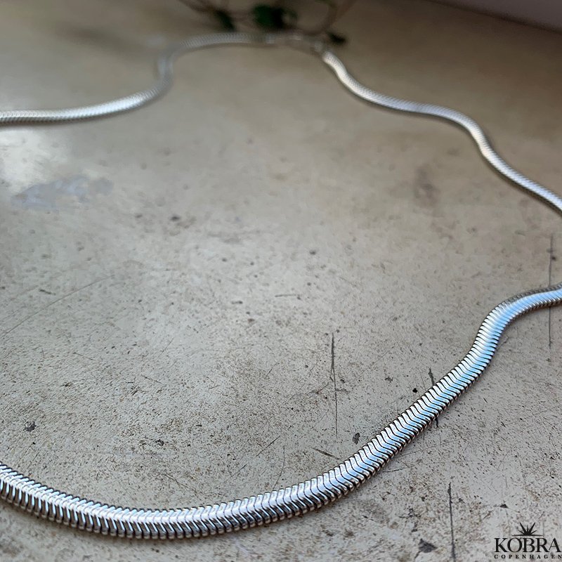 "Reece" 4 mm slange halskæde i sterling sølv