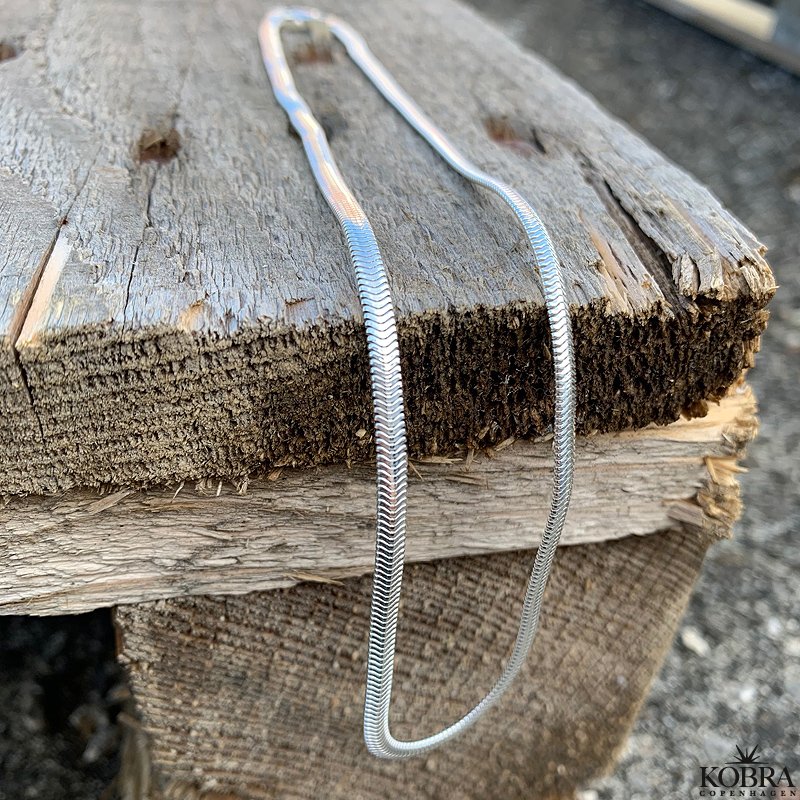 "Reece" 4 mm slange halskæde i sterling sølv