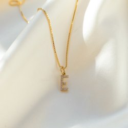 "Alias" gullkjede med brevet ditt