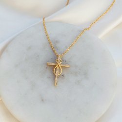 "Allana" krysskjede 18 karat gull belagt med Infinity