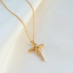 "Allana" krysskjede 18 karat gull belagt med Infinity