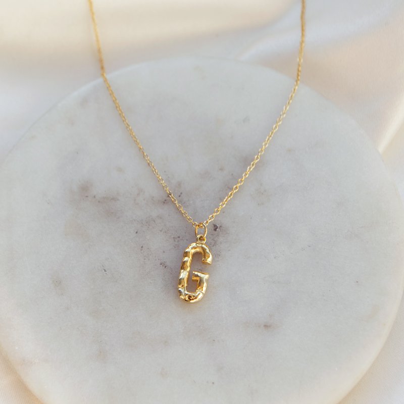 "Atlas" kjede med brevet ditt i 18 karat gullbelagt