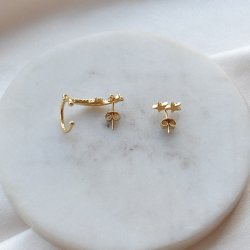 "Celeste" asymmetriske �restikker og earcuff i 18k gullbelagt