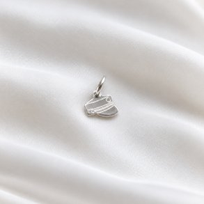 Charm - liten studentm�ssa i silver