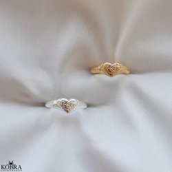 "Esther" Crushed Heart Ring i sterling slv