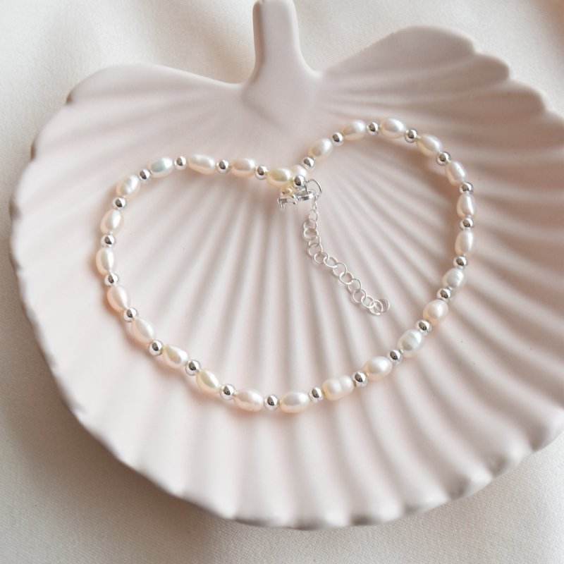 "Royal" pearl anklet with silver balls