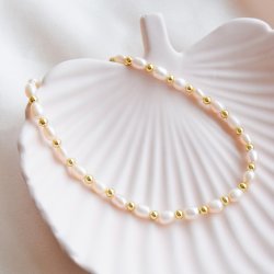 "Royal" pearl anklet with gold balls