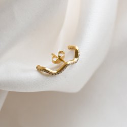 "Lake" guld ear climber med zirkonia sten