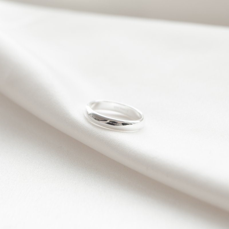 "Simple" enkel ring i sterling s�lv