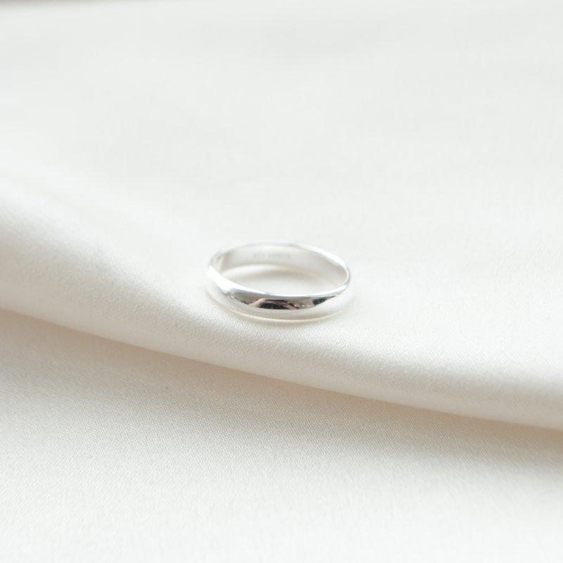 "Simple" enkel ring i sterling s�lv