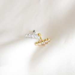 "Nola" piercing med zirkonia sten (1 stk.)