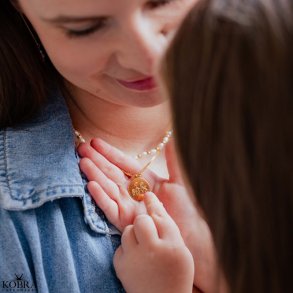 Guld amulet / halskde med dit eget design 