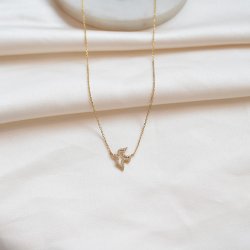 English "Falcon" necklace in 18k gold-plated sterling silver with a small swallow