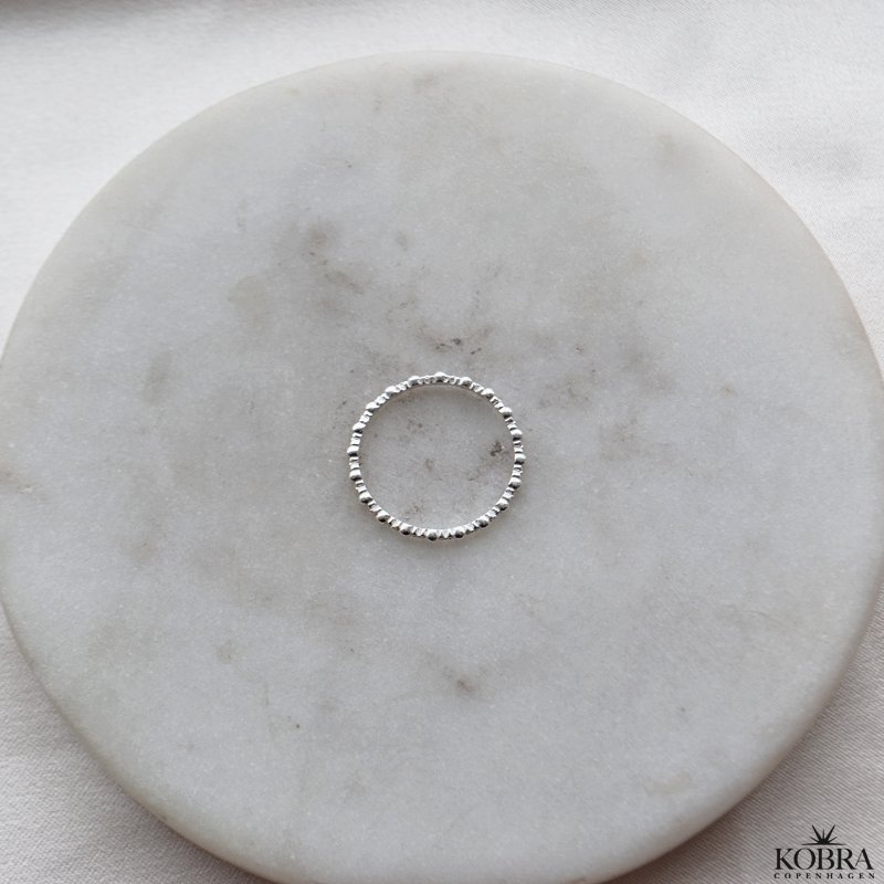 "Fie" ring in sterling silver