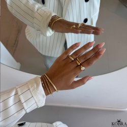 "Nova Moon" chunky guld ring med sten