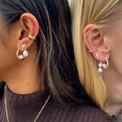 "Alberte"18 karat forgyldte hoops med ferskvandsperler i antik overflade