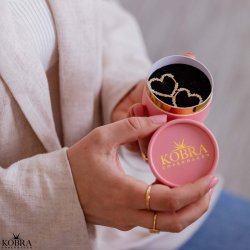 "Mikami" store guld hjerte reringe med hvide sten