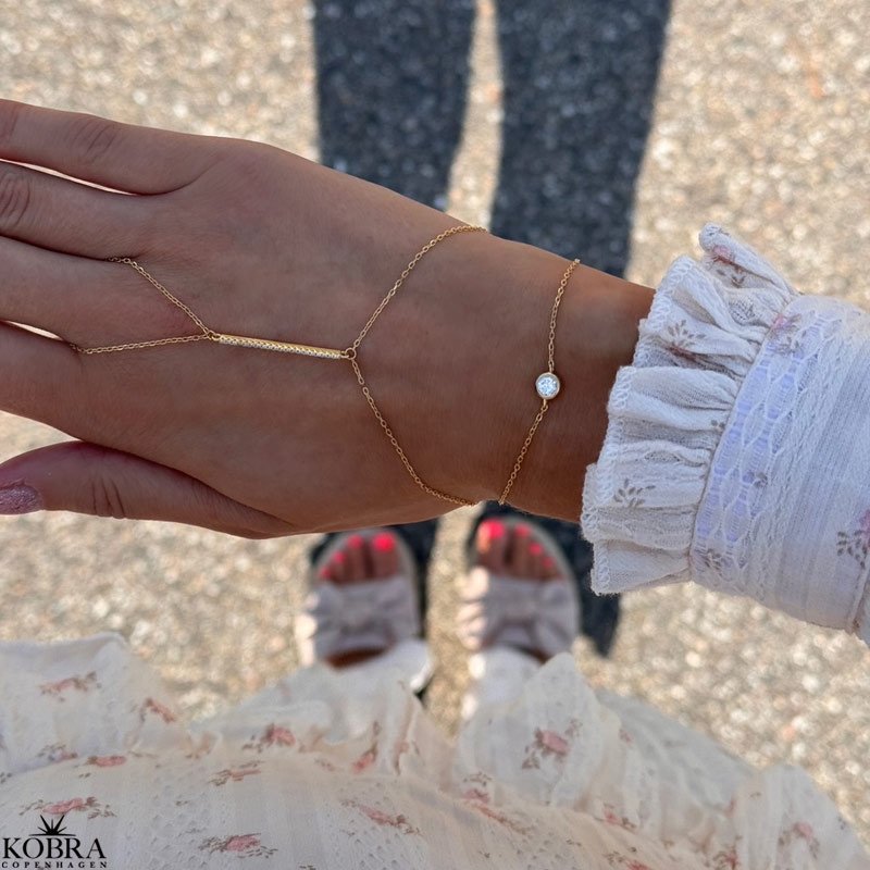 "Yasmine" 18 carat gold plated hand chain and ring