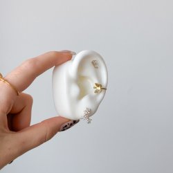 "Fia" 18 karat forgyldt sommerfugl earcuff