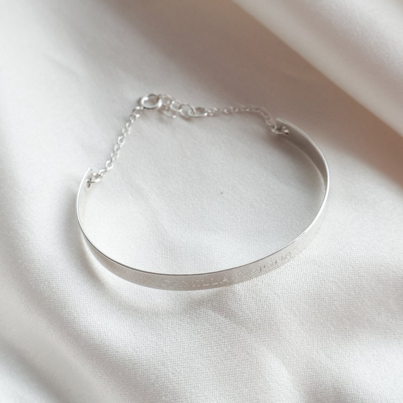 "Love Notes" Silverarmband med Personlig Gravyr