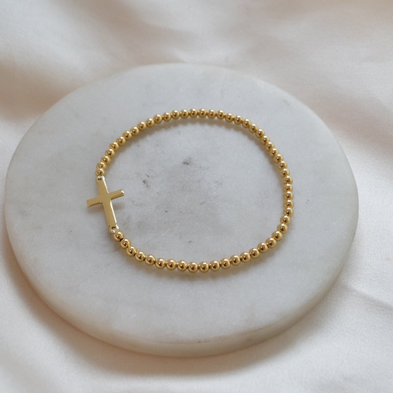 "Kada" armb�nd i 18k forgylt sterling s�lv med kors