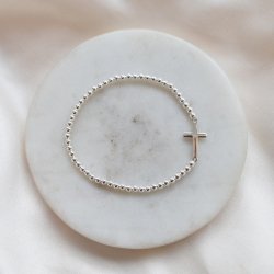 "Kada" armb�nd i sterling s�lv med kors