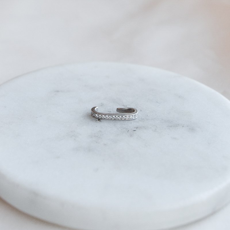 "Kati" Silver earcuff with stone