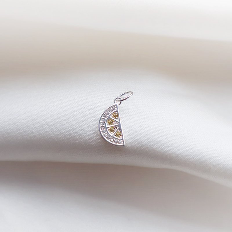 "Lemon Drop" silvercharm med citron