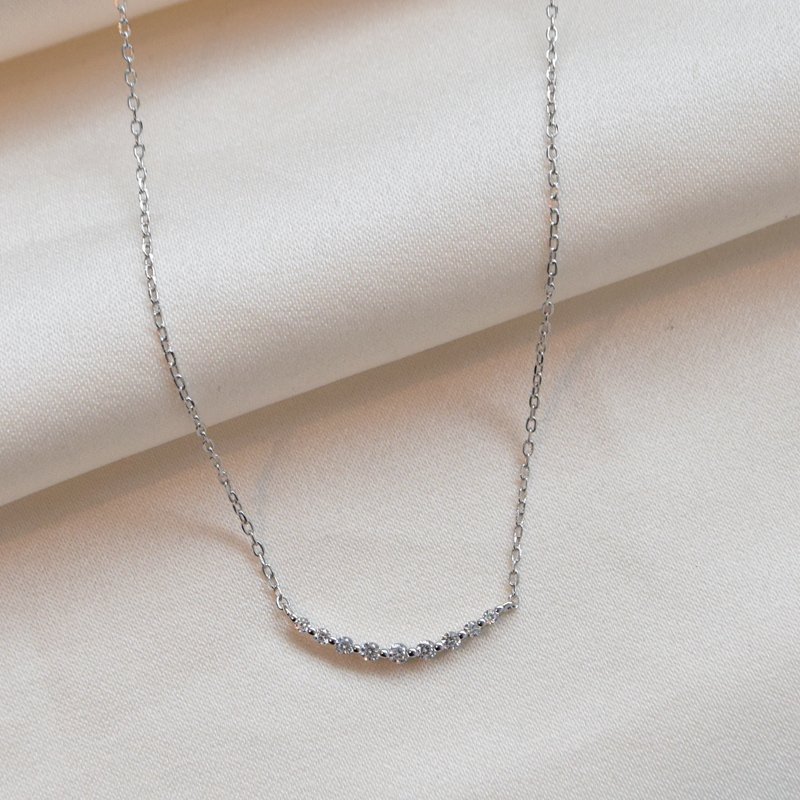 "Limone" halskjede i sterlings�lv med hvite zirkonia steiner