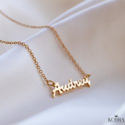 "Saga" Personlig Navnekjede � H�ndlaget i 18K forgylt s�lv