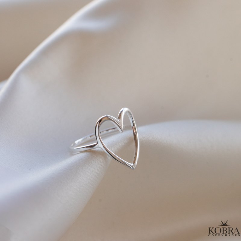 "Love" stor hjerte ring i s�lv