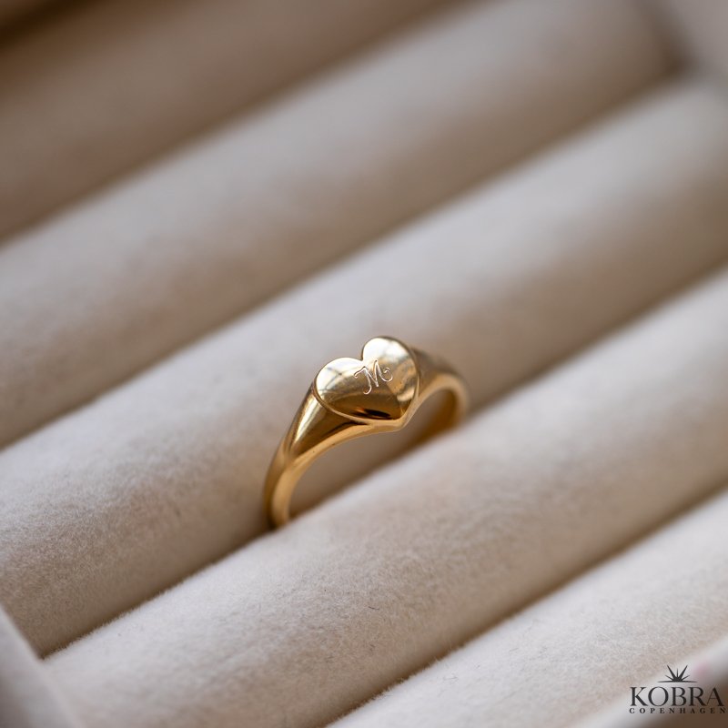 "Liva" 18k forgylt hjertering med personlig gravering