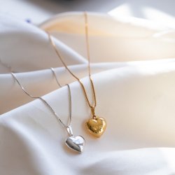 "Liva" kjede med s�lvhjerte med gravering