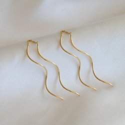 "Curve" 18kt guldpl�terade �rh�ngen med spiraler