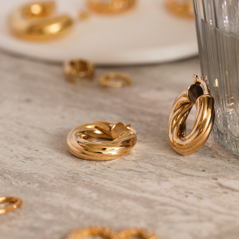 "Malibu" tjocka ringar i 14 karat guldpl�terade