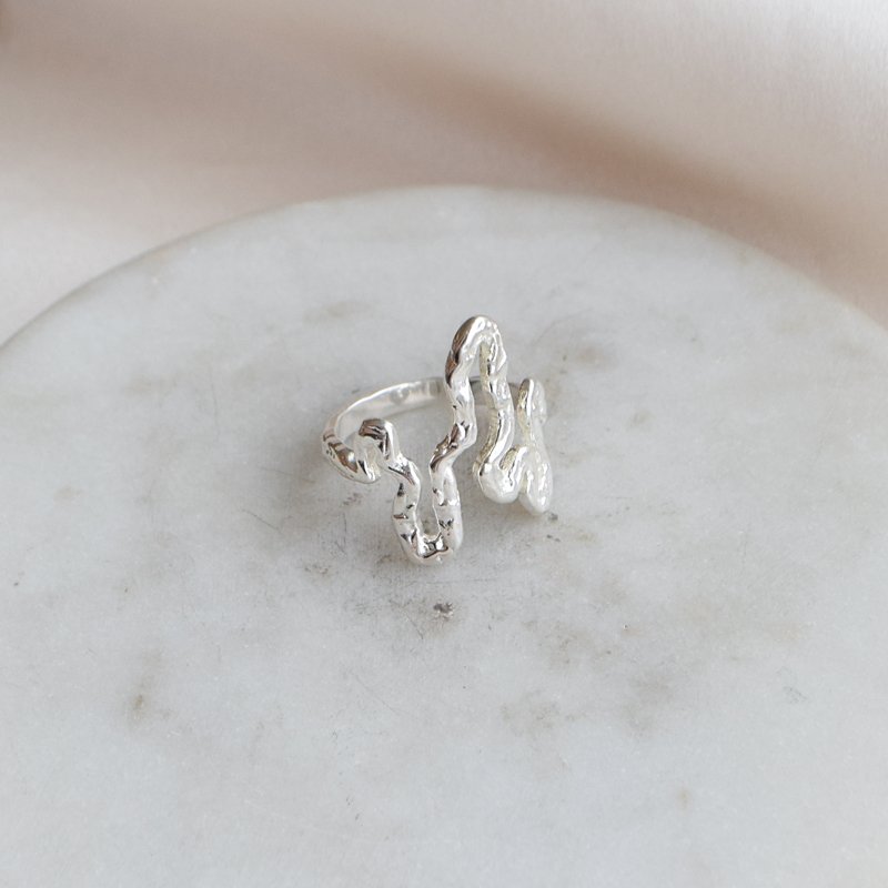 "Nagini Organic" sterling silver snake ring