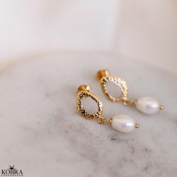 "Adelina" 18k gold-plated hammered earrings with freshwater pearls
