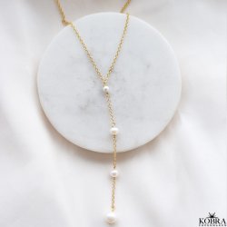 "Penny" 18 karat forgyldt perle halskde med hvide ferskvandsperler