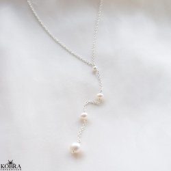 "Penny" perlekde i slv med hvide ferskvandsperler