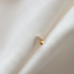 "Ciri" enkel Zirkonia Piercing � 1 stk