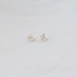 "Promise" Small classic silver cross earrings