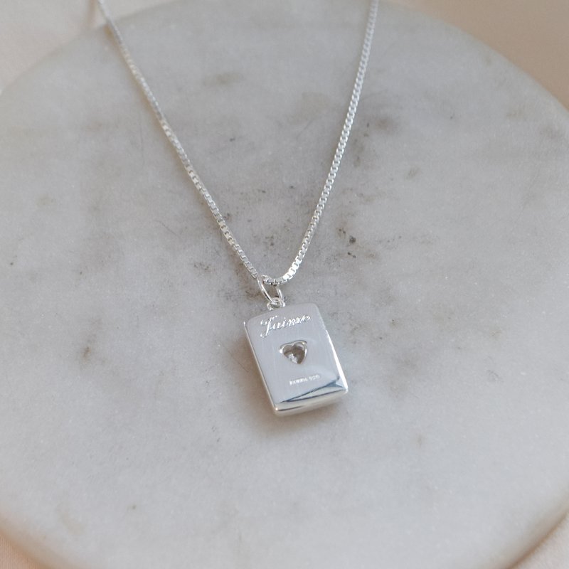 "Radiant Heart" halsk�de i s�lv , mulighed for gravering