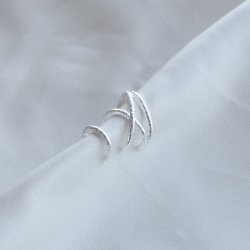"Robin" Ear cuff in sterling silver