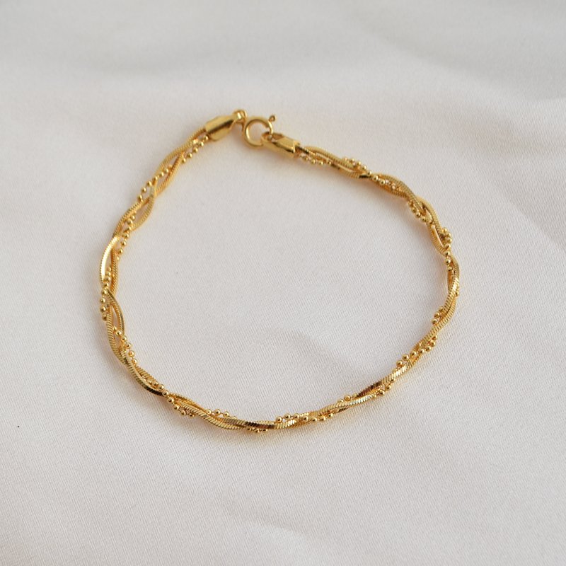 "Sally" armband i 18 karat guldpl�terat