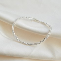 "Sally" vridet armband i sterling silver