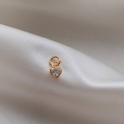 Shy - Gold-plated heart with stone