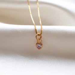 Shy - Gold-plated heart with stone